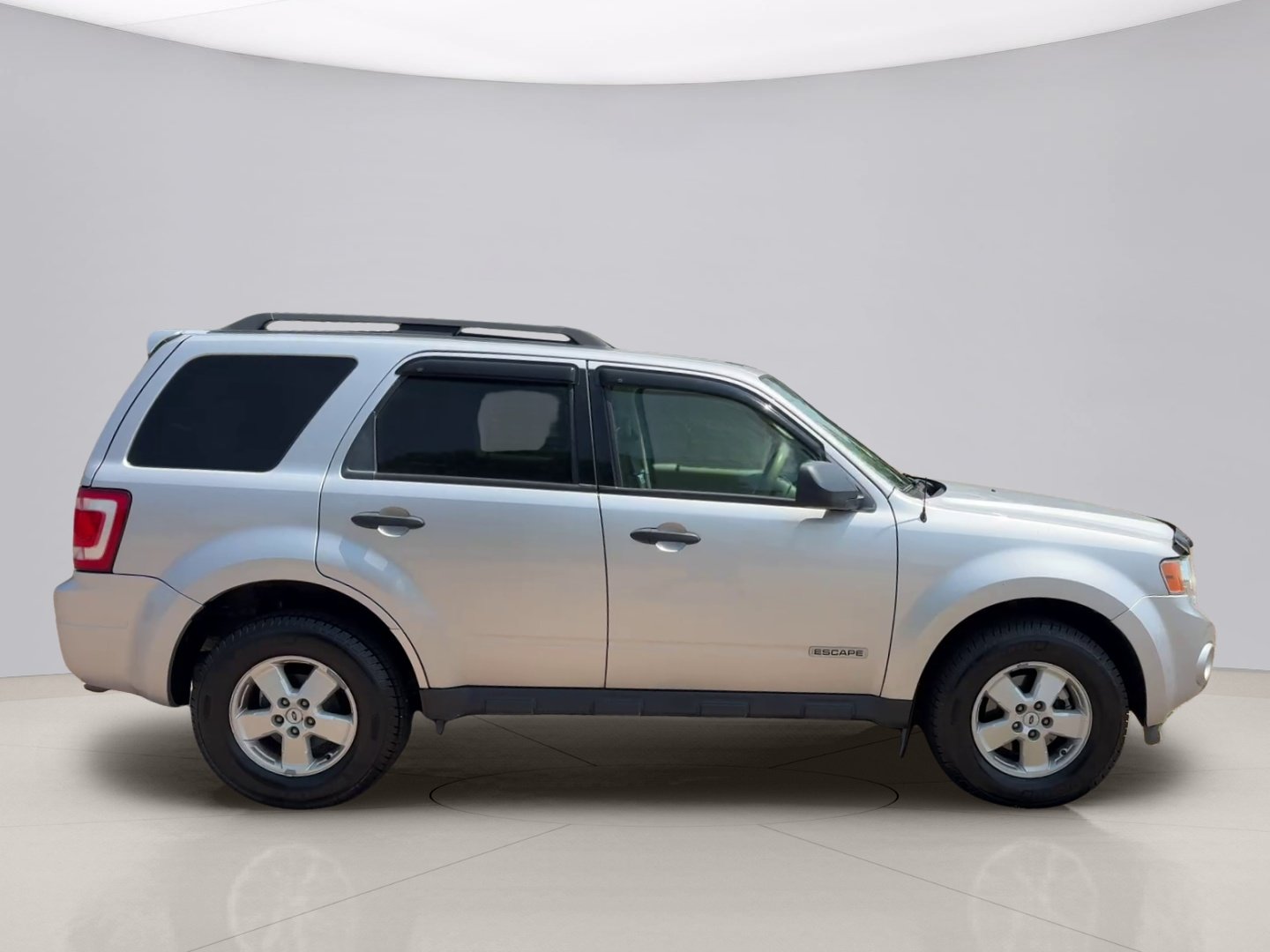 Used 2010 Silver Ford XLT image 6