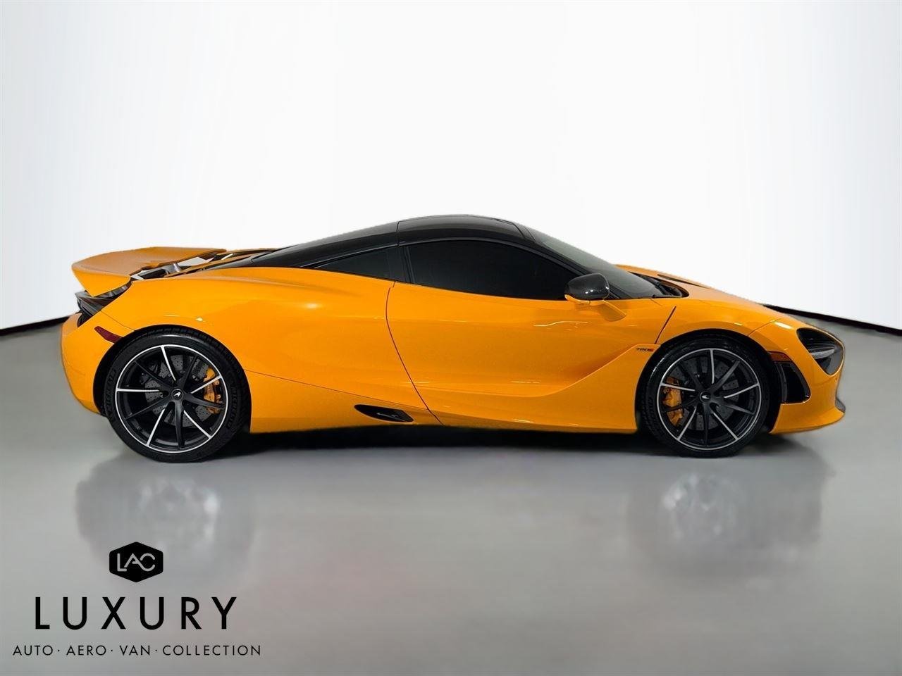 2022 Mclaren 720S photo 3