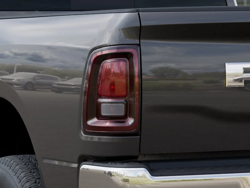New 2026 Granite Crystal Metallic Clear-Coat Exterior Paint RAM  image 9