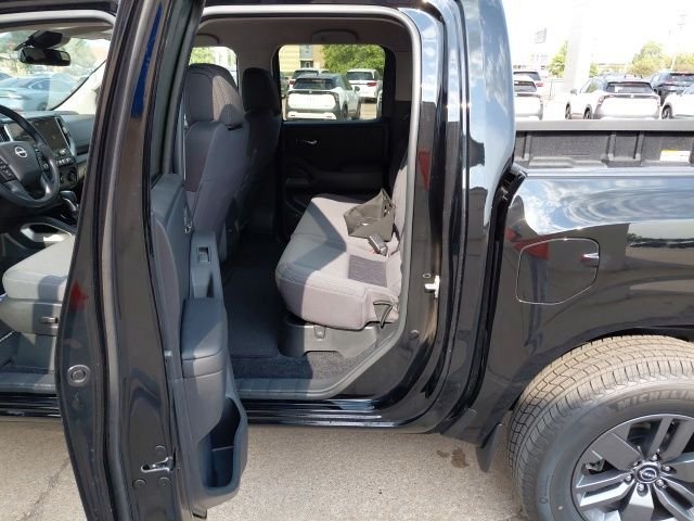 New 2026 Super Black Nissan Crew Cab SV image 27