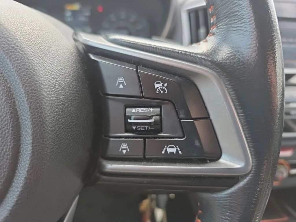 Used 2019 Dark Gray Metallic Subaru 2.0i Premium image 18
