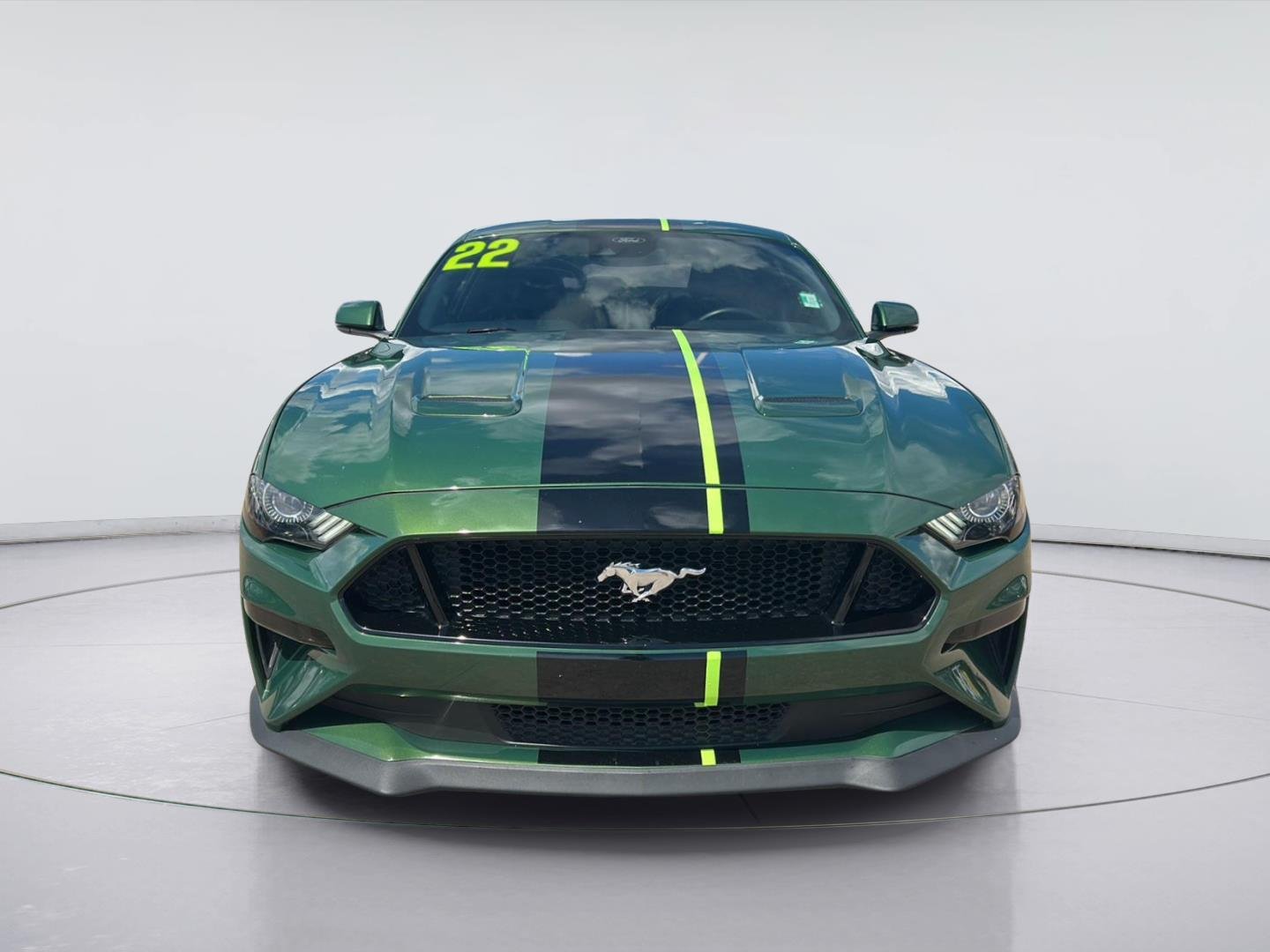 Used 2022 Eruption Green Ford GT Premium image 2