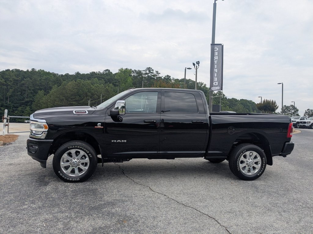 Used 2023 Diamond Black Crystal Pearlcoat Ram Laramie image 8