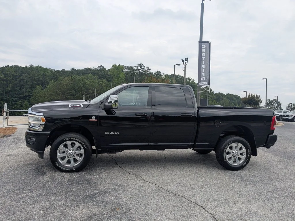 Used 2023 Diamond Black Crystal Pearlcoat Ram Laramie image 8