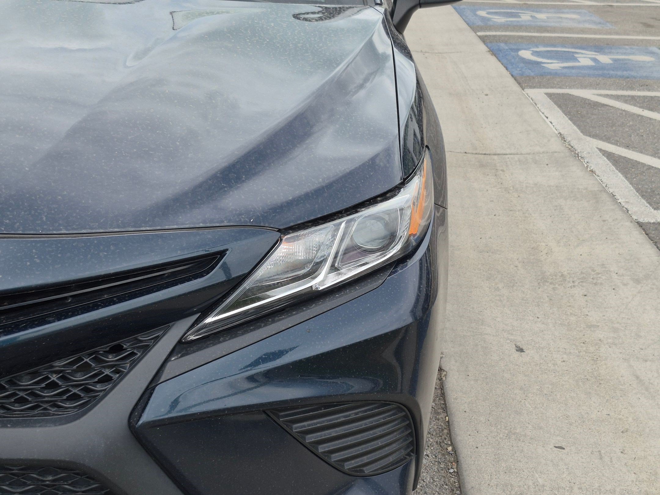 Used 2019 Galactic Aqua Mica Toyota SE image 9