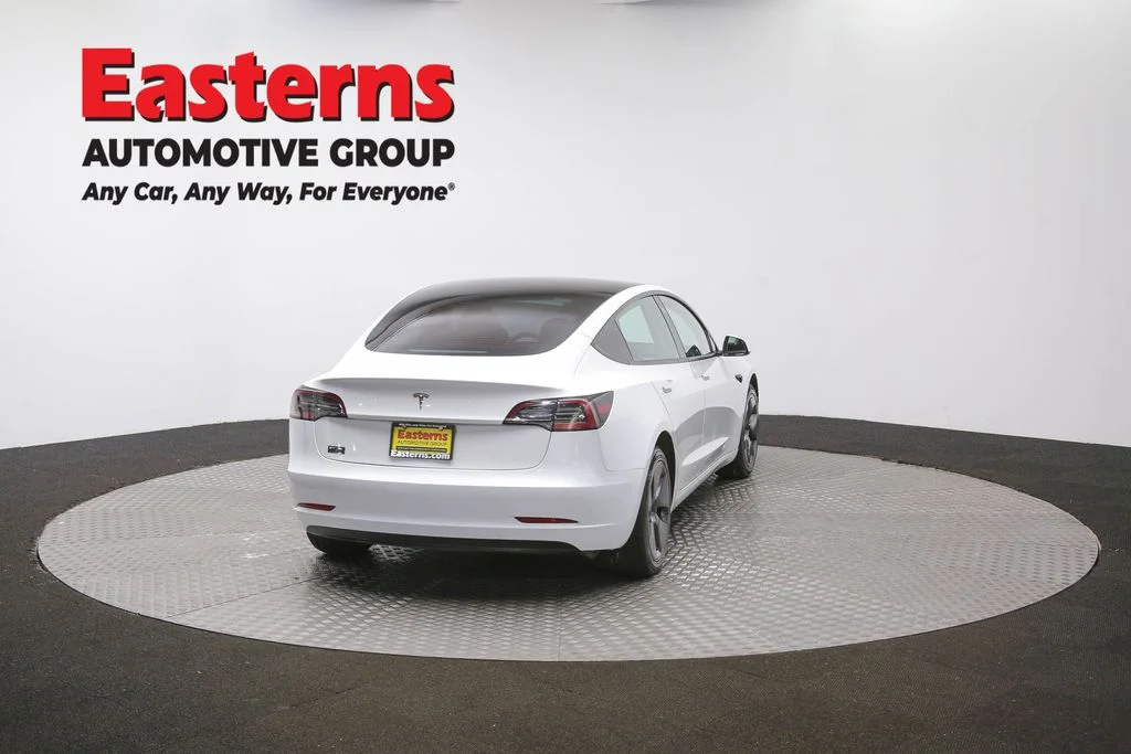 Used 2023 White Tesla Base image 33
