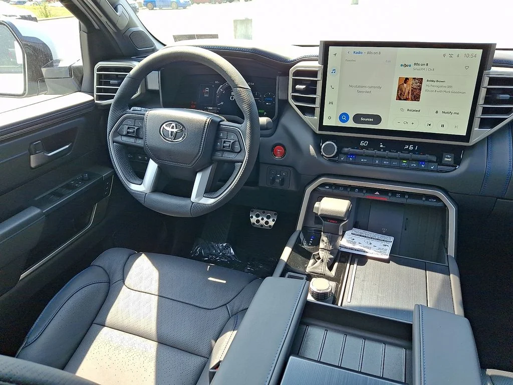 2026 Toyota Tundra Platinum - Photo 10