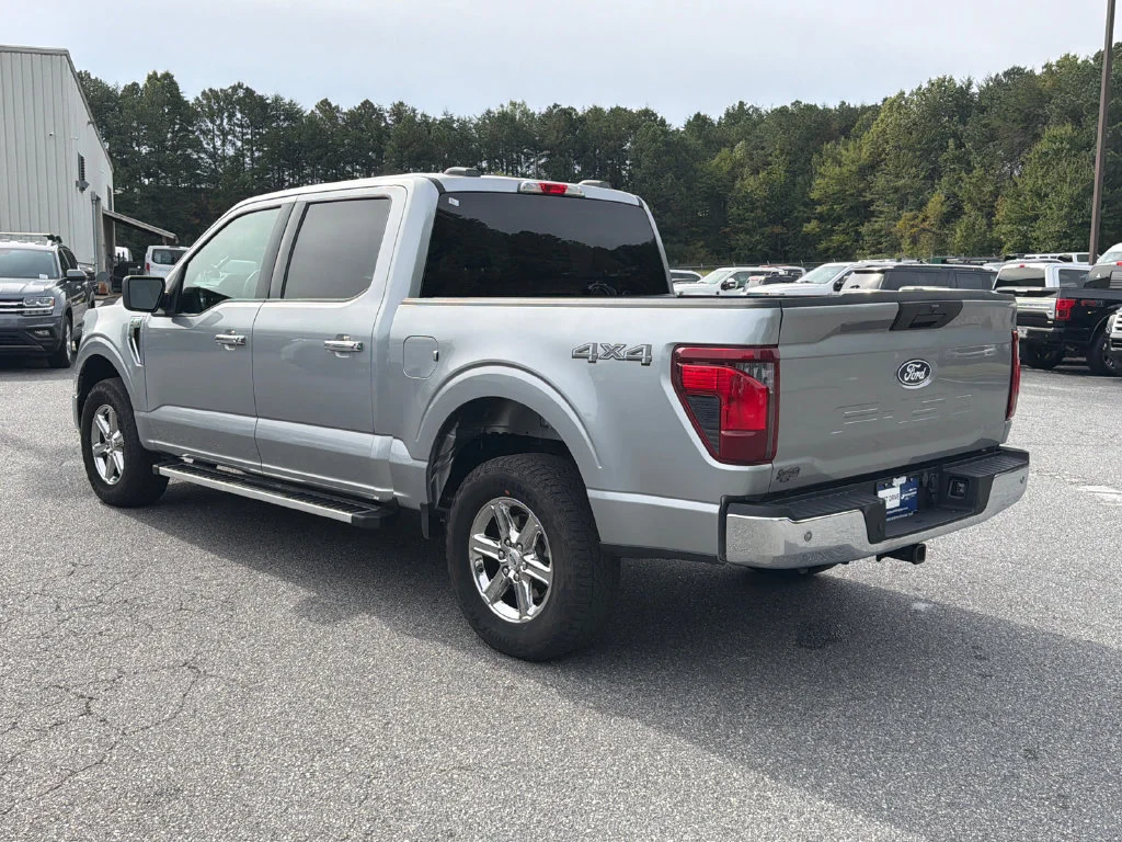 Used 2025 Silver Ford XLT image 5