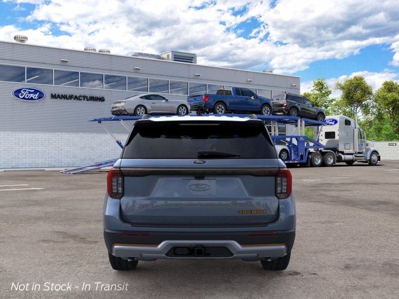 New 2026 Vapor Blue Metallic Ford Tremor® image 5