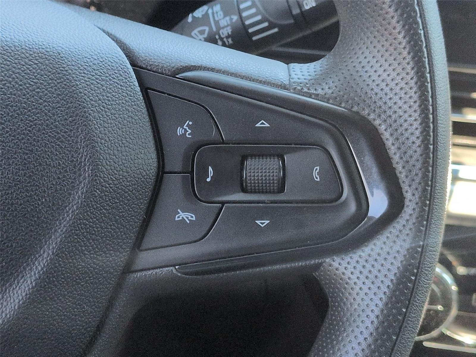 Used 2025  CHEVROLET 1LT image 21