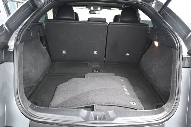 Used 2023 Gray INFINITI LUXE image 12