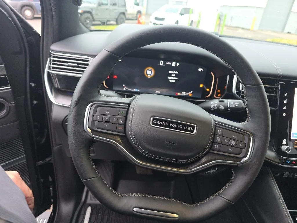 2026 Jeep Grand Wagoneer Summit Obsidian - Photo 16
