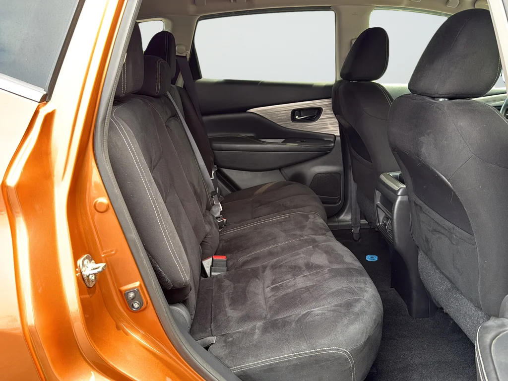 Used 2015 Orange Nissan S image 20