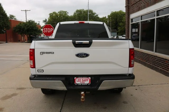 Used 2015 Oxford White Ford XLT image 7