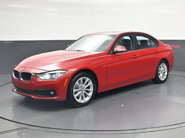 Used 2018 Red BMW 320i image 10