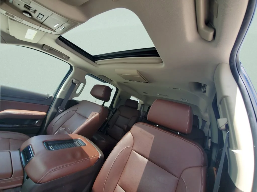Used 2018 BLACK Chevrolet Premier image 17