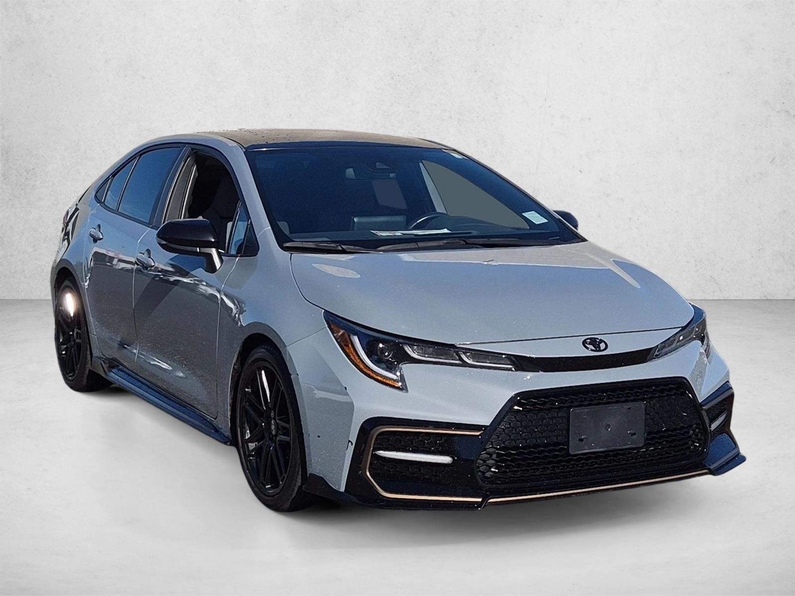 Used 2022 Cement w/Black Sand Pearl Roof Toyota APEX SE image 3