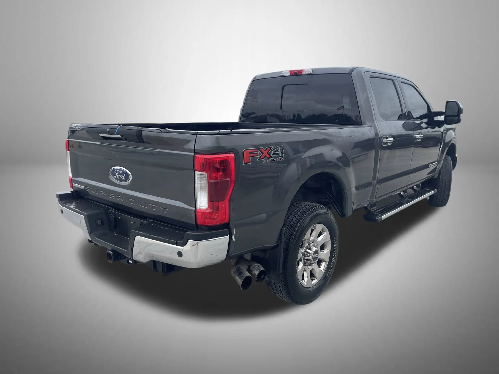Used 2018 Gray Ford Lariat image 5