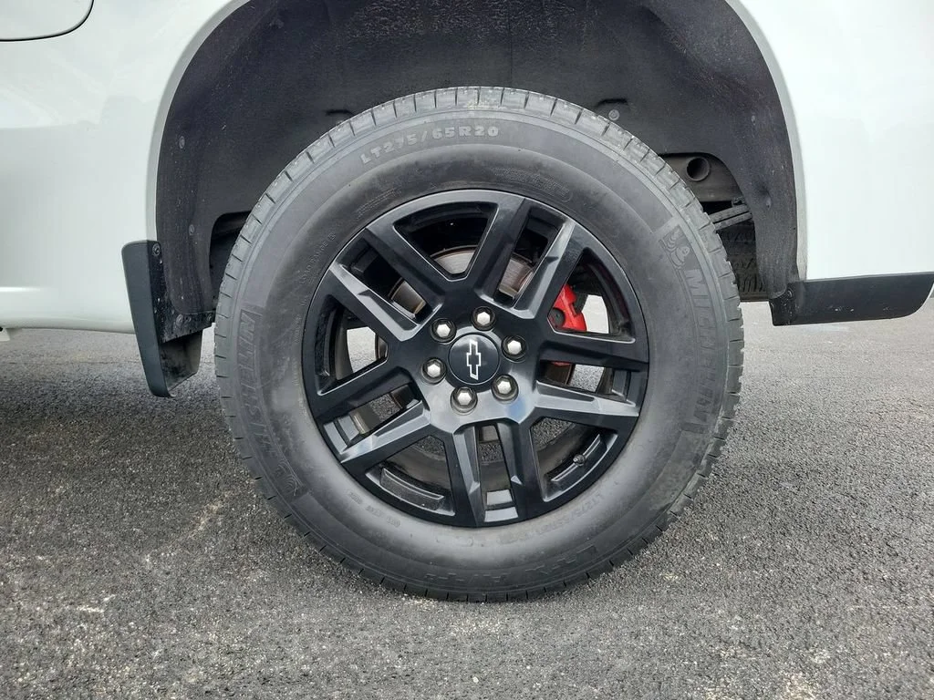 Certified Used 2022 Summit White Chevrolet Custom image 32