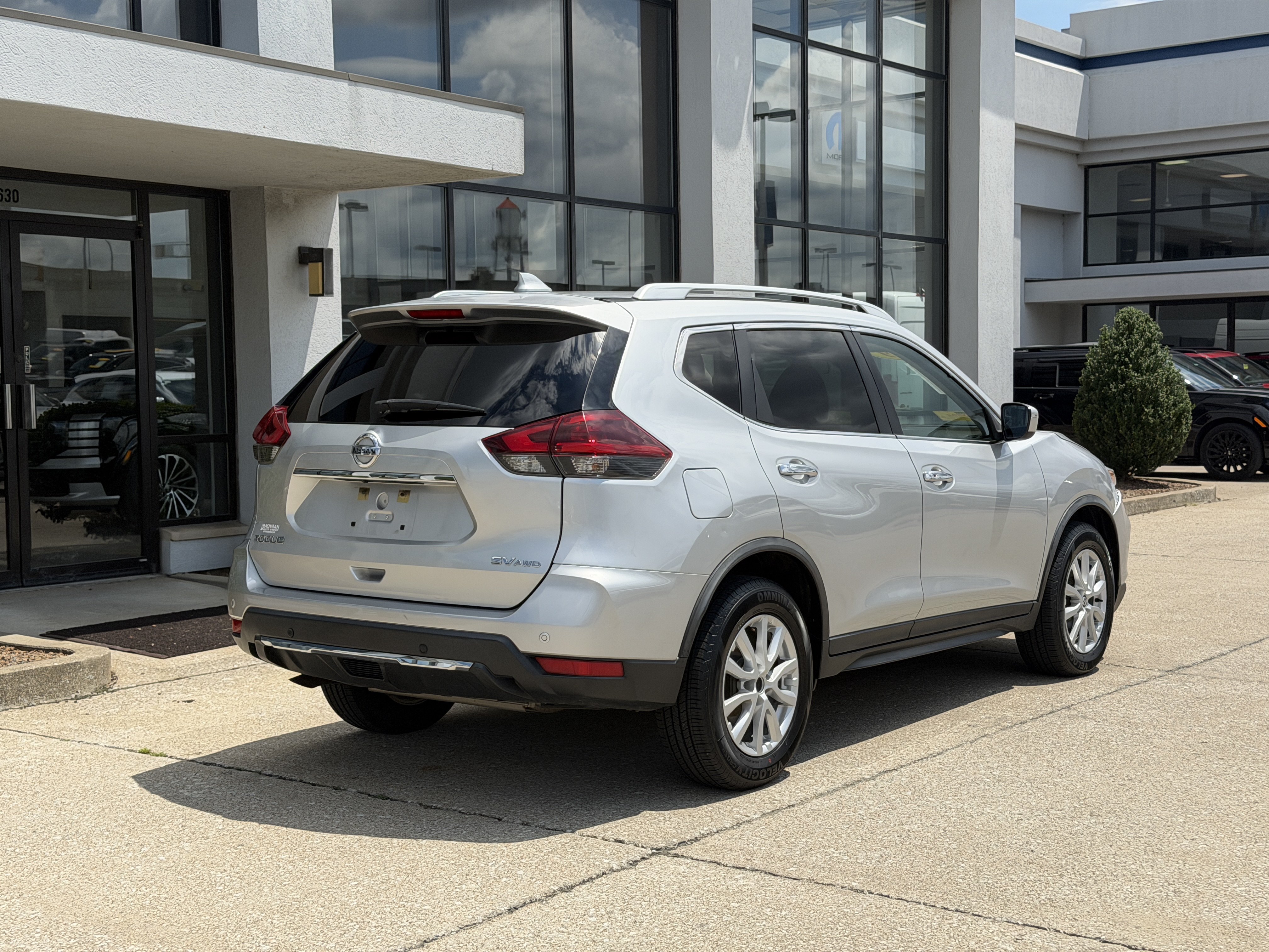 Used 2019 Brilliant Silver Metallic Nissan SV image 4