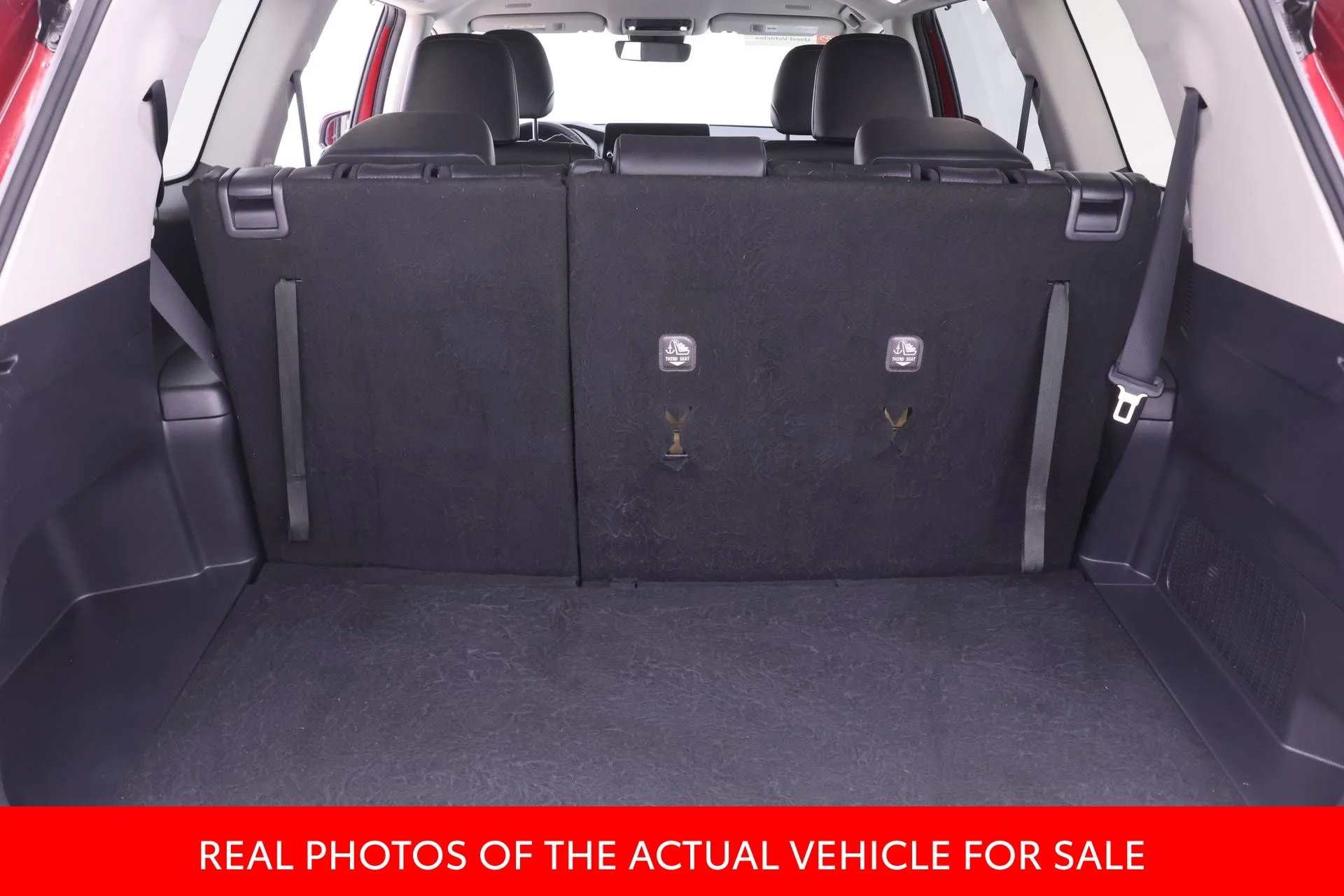 Used 2025 Red Toyota XLE image 15