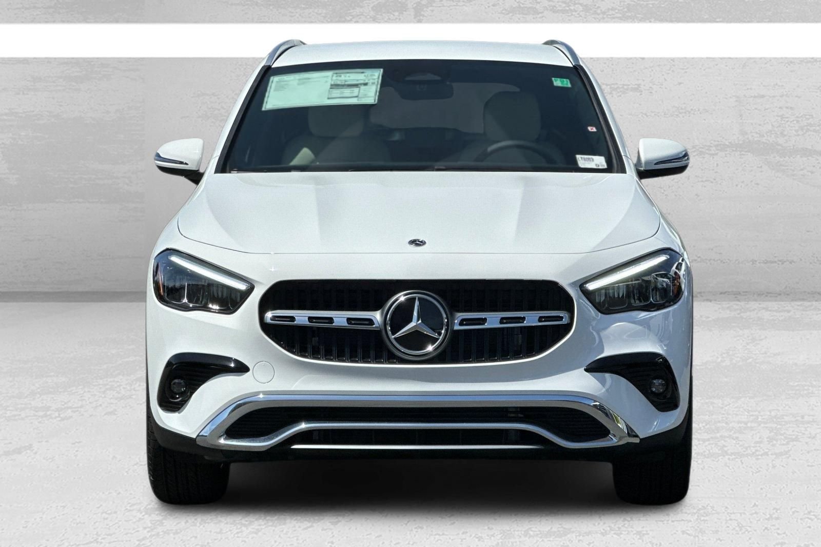 New 2026 White Mercedes-Benz GLA 250 image 9