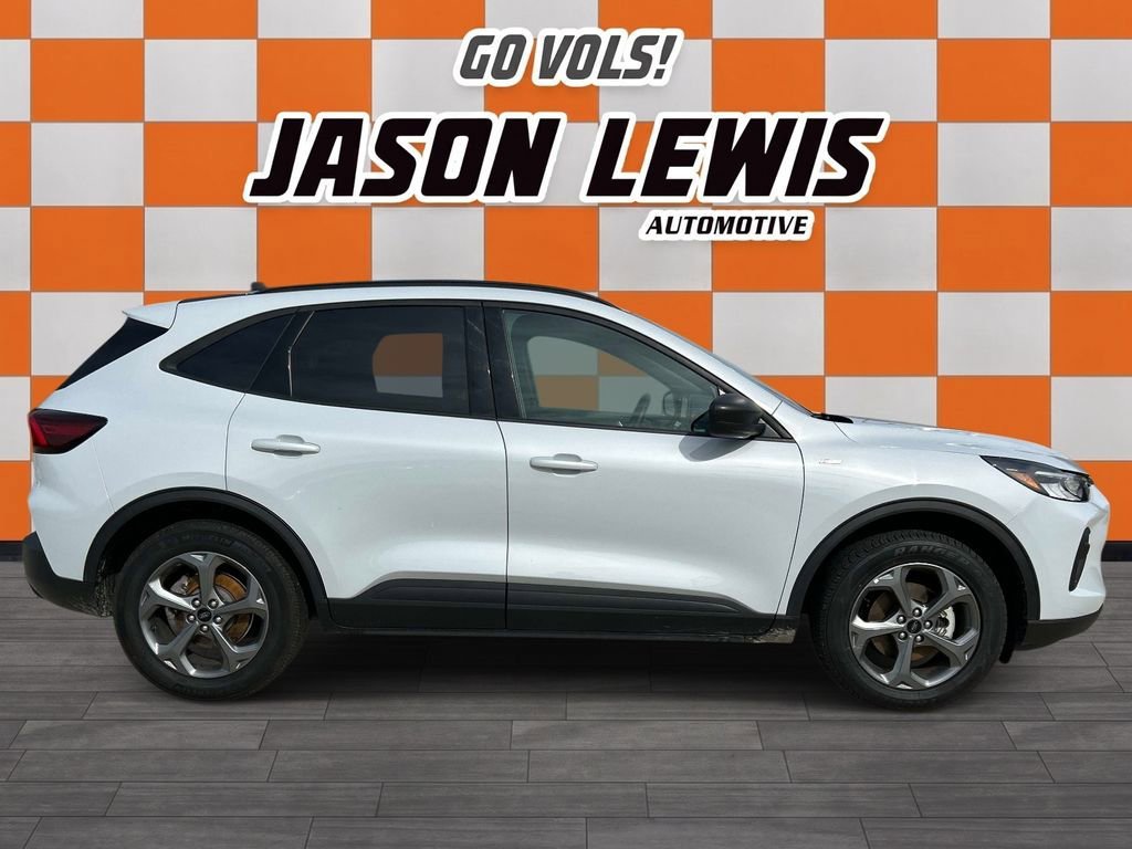 Used 2025 Space Silver Me Ford ST-Line image 3