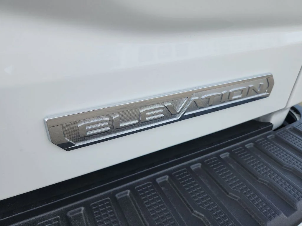 New 2026 Summit White GMC Elevation image 8