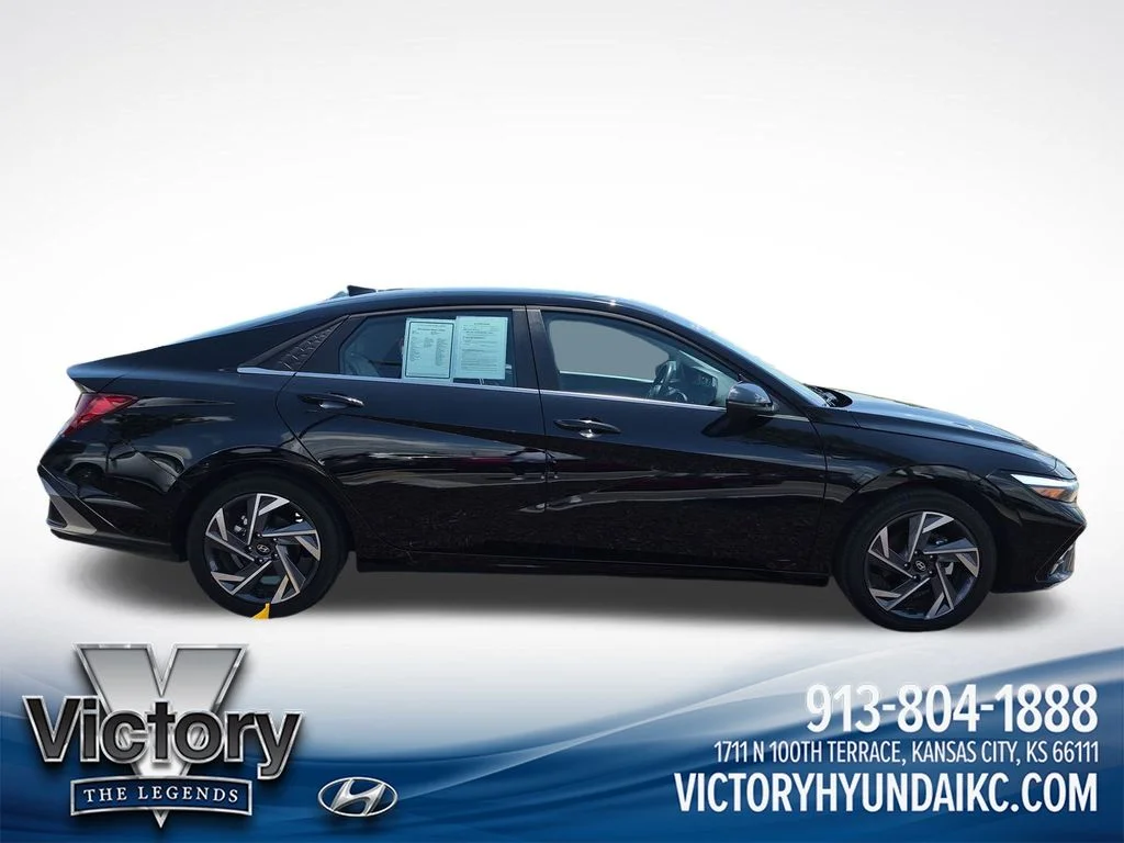 Certified Used 2025 Black Hyundai Limited image 6