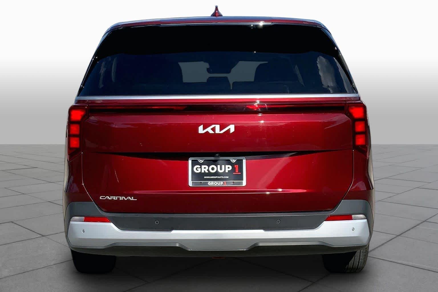 Pre-Owned 2026 Kia Carnival LXS