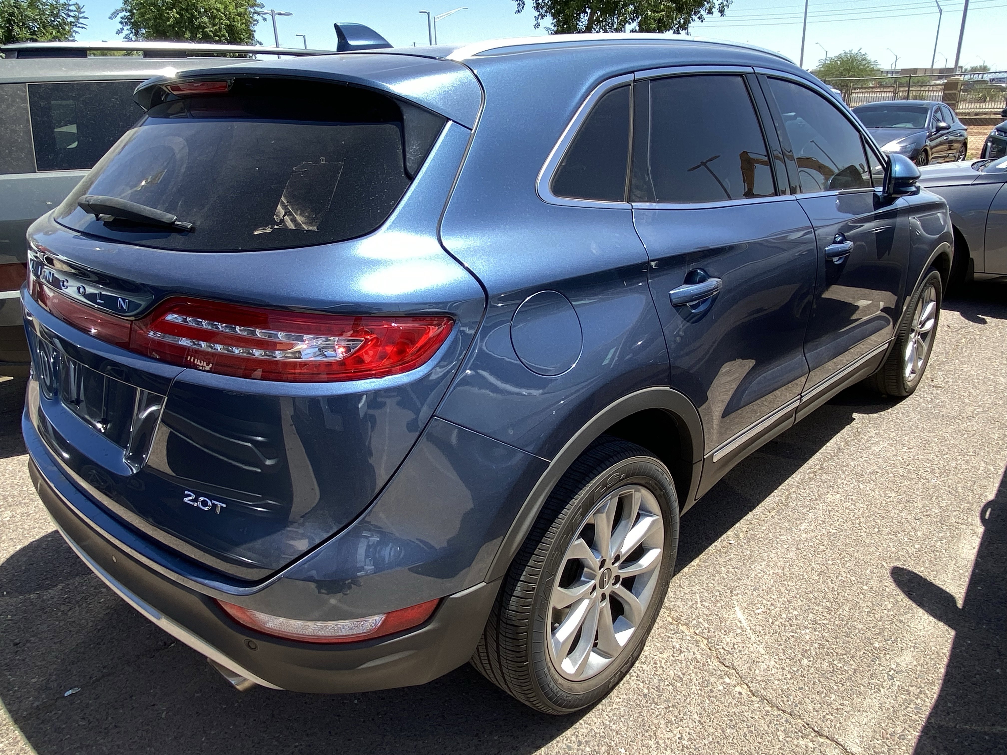 Used 2018 Lincoln MKC Select with VIN 5LMCJ2C96JUL30924 for sale in Surprise, AZ