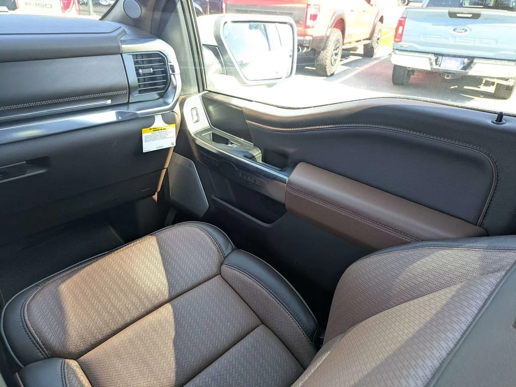 New 2026 Star White Metallic Tri-Coat Ford King Ranch image 18