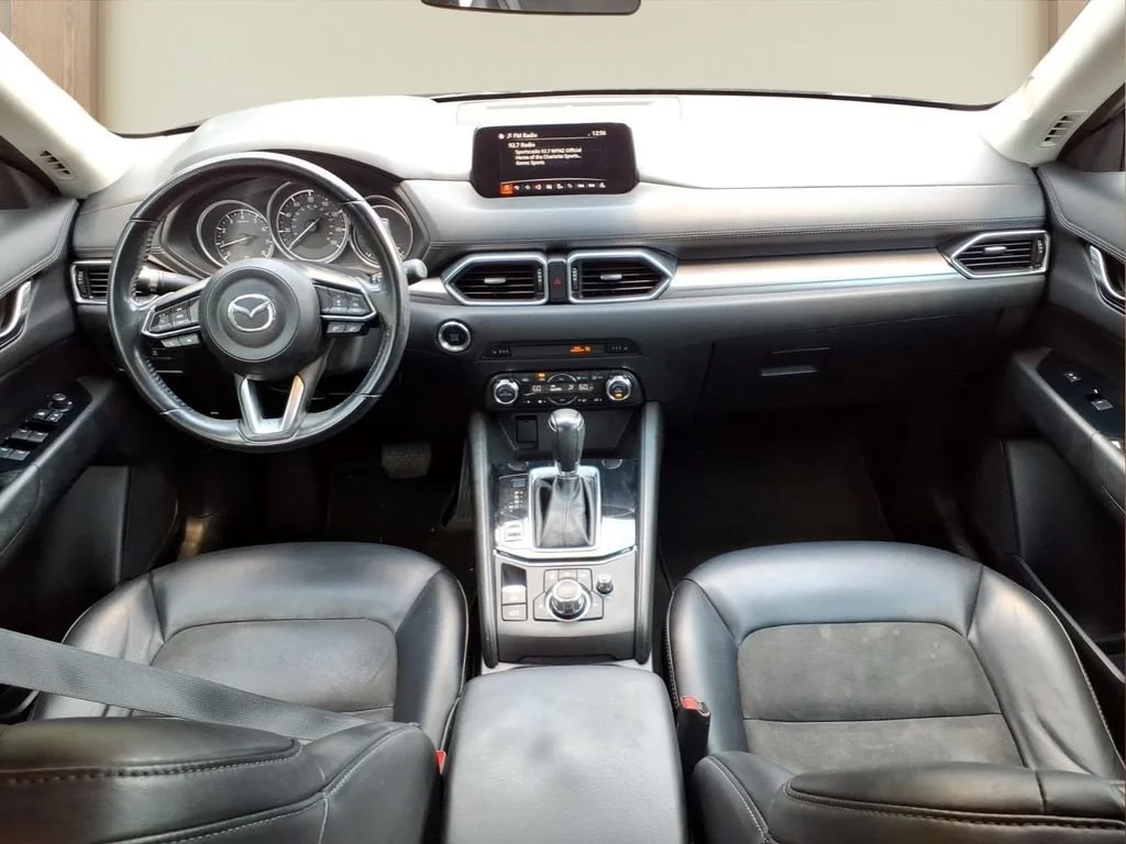 Used 2018 Silver Mazda Touring image 25