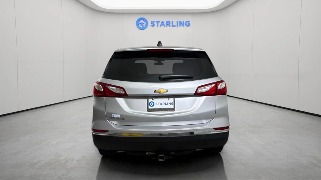 Used 2018 SILVER ICE METALLIC Chevrolet LS image 7