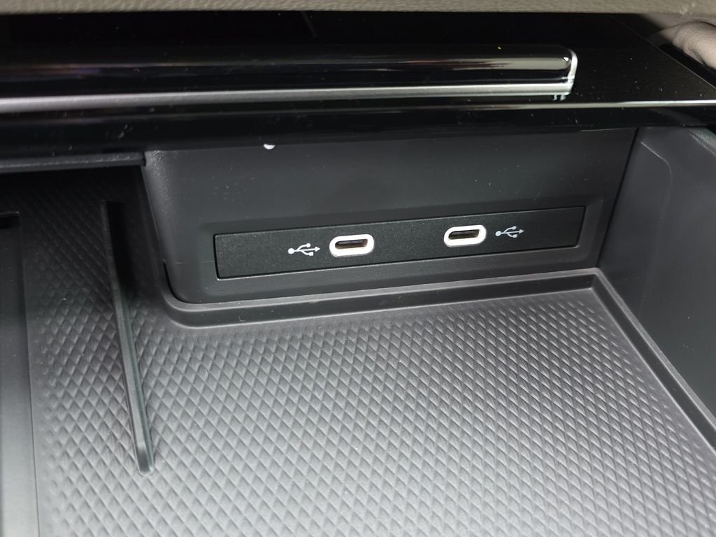2026 Volkswagen Atlas SEL - Photo 14