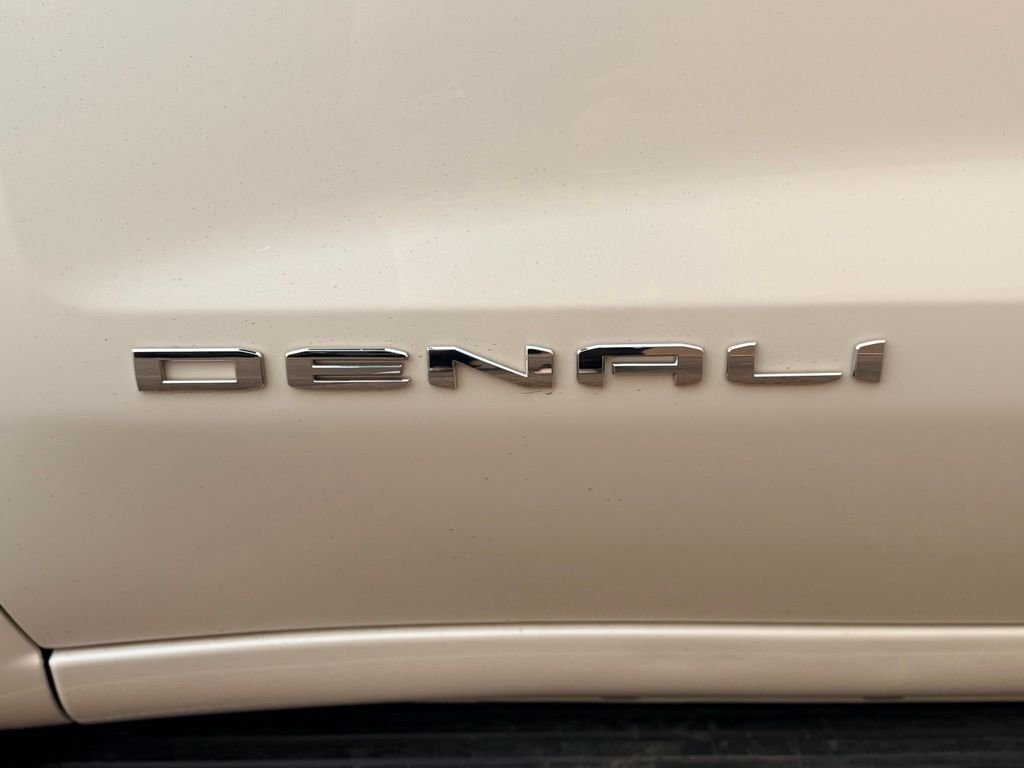 Used 2024 White GMC Denali Ultimate image 15