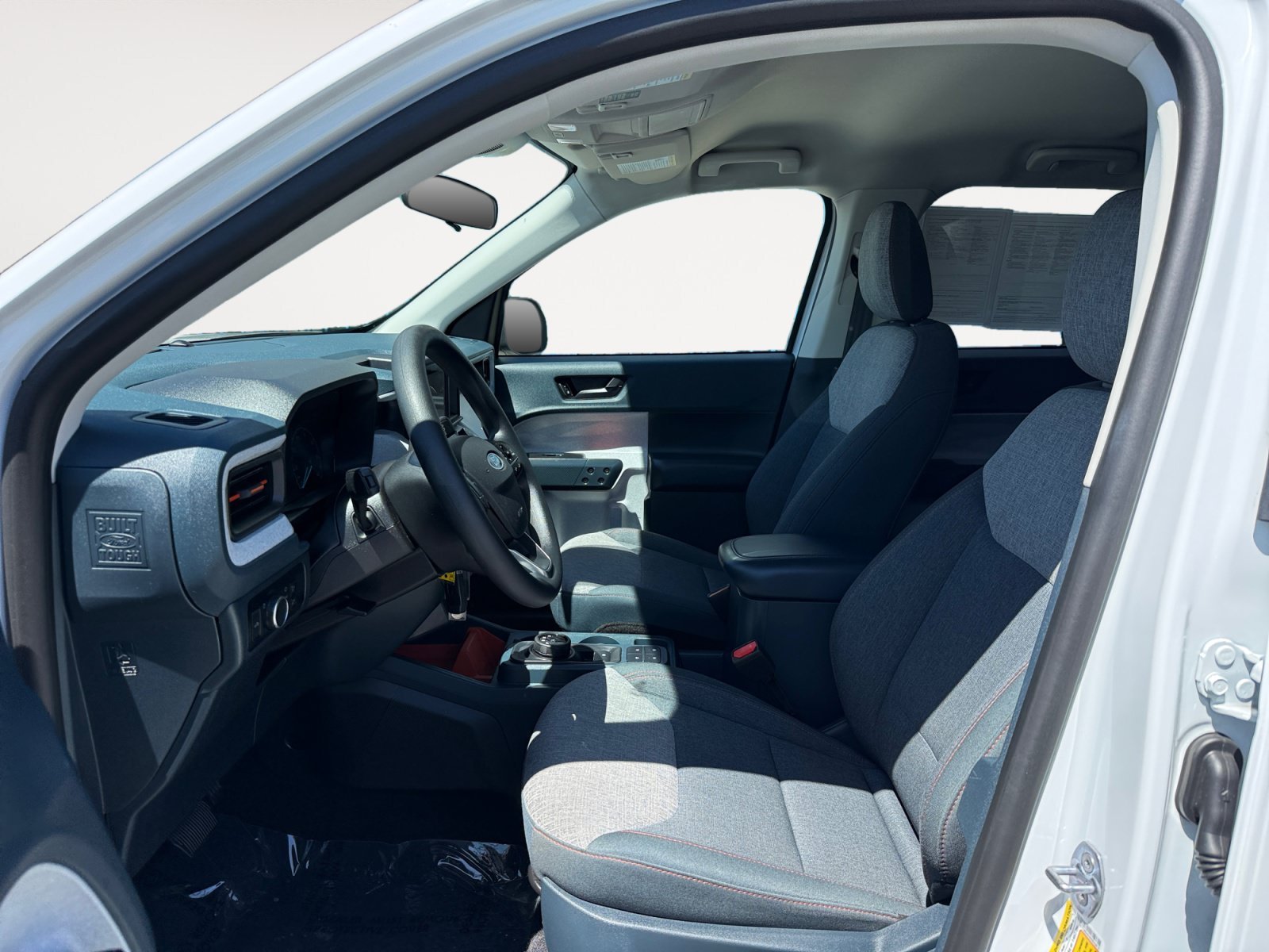 Certified Used 2024 Oxford White Ford XLT image 10