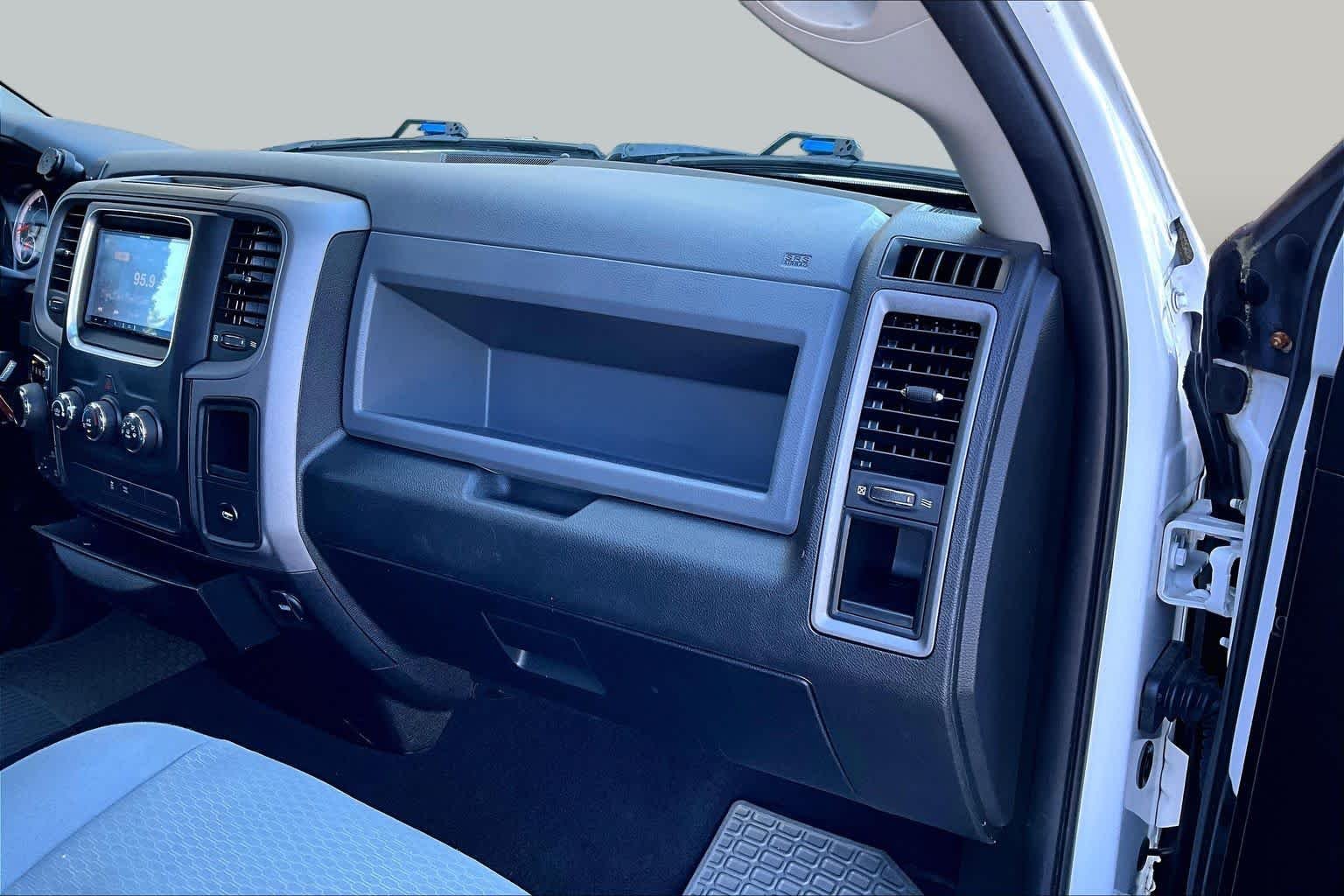 Used 2019 Bright White Clearcoat Ram Express image 19