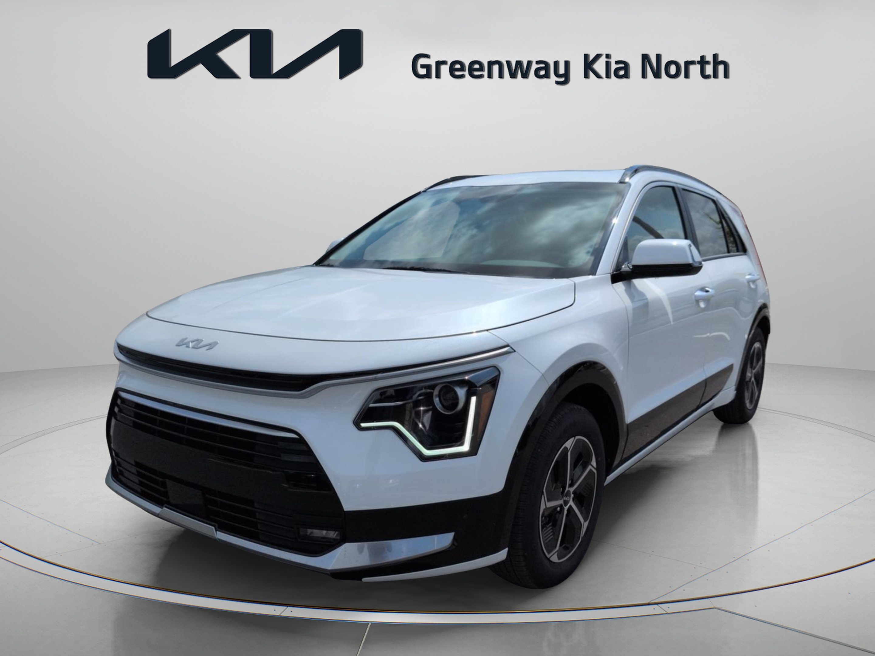 New 2026 Snow White Pearl Kia SX image 4