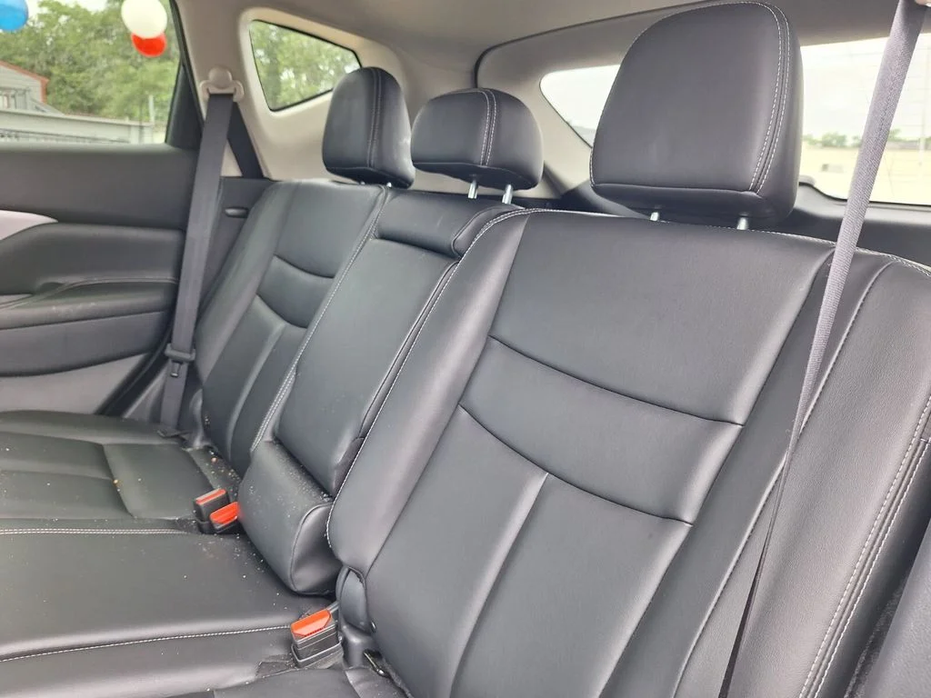 Certified Used 2024 White Nissan SV image 24