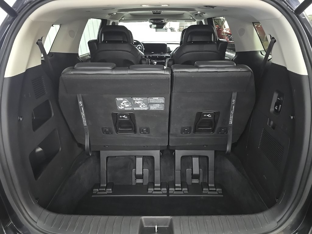 Used 2022 Gray Kia SX Prestige image 12