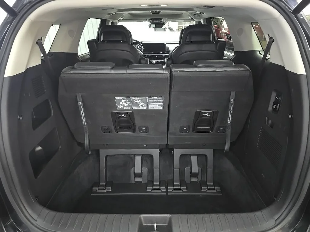 Used 2022 Gray Kia SX Prestige image 12