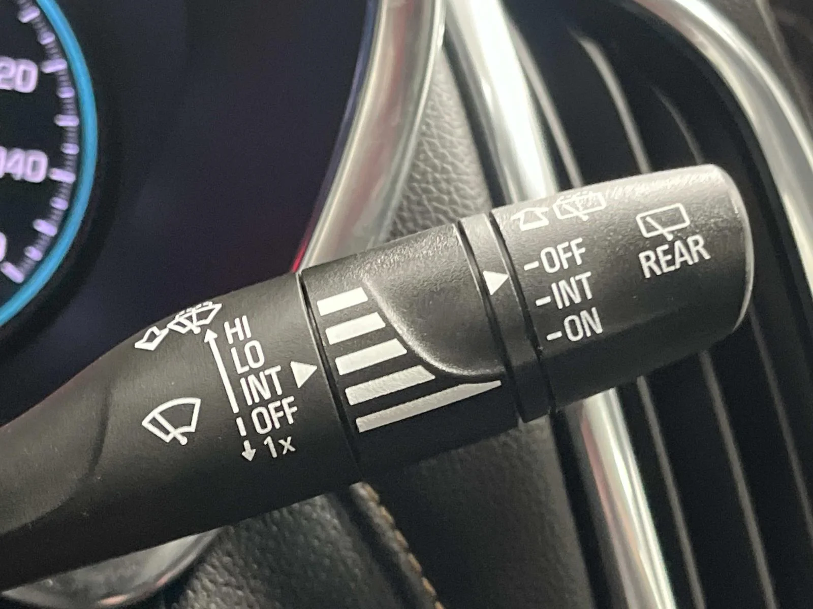 Used 2024 Sterling Gray Metallic Chevrolet Premier image 27