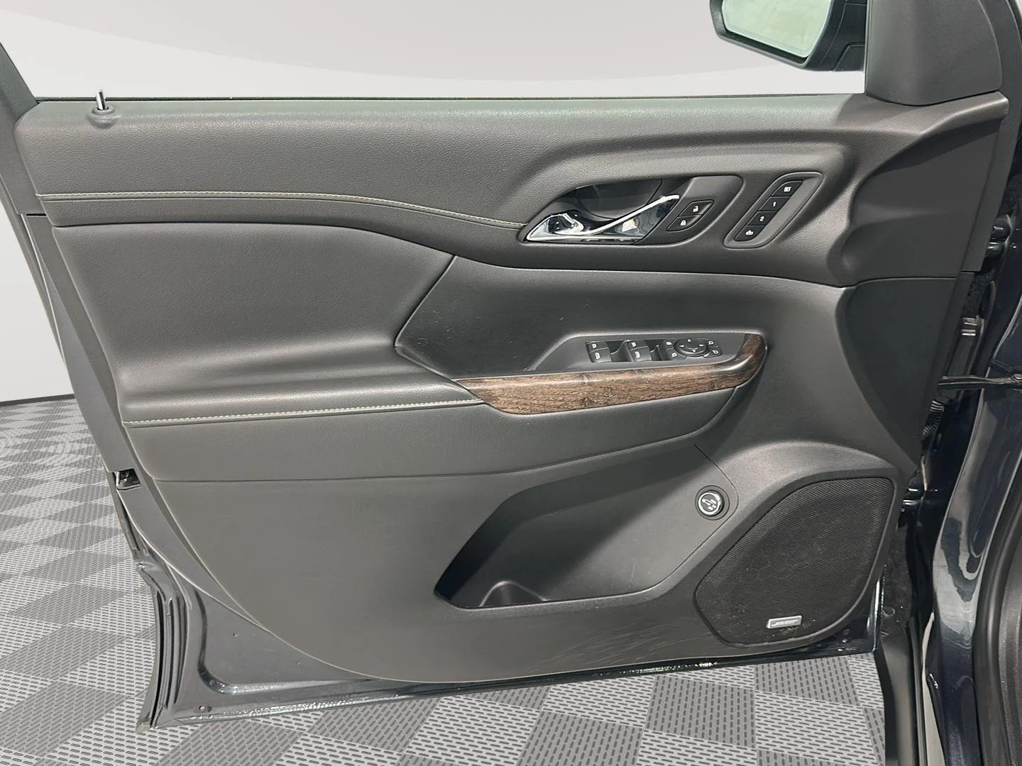 Used 2021 HUNTER METALLIC GMC Denali image 20