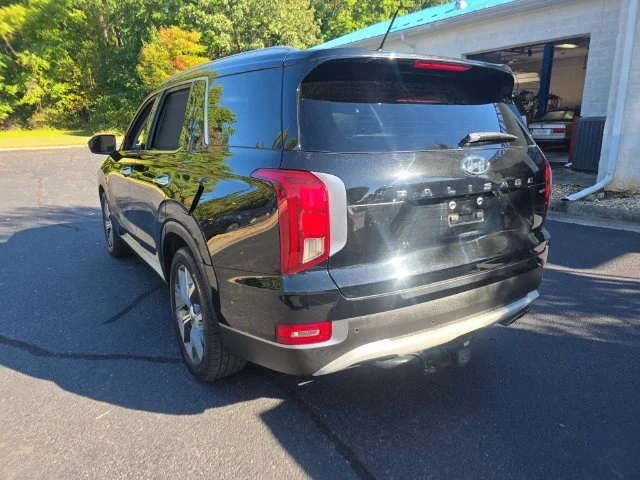 Used 2020 Black Hyundai SEL image 2