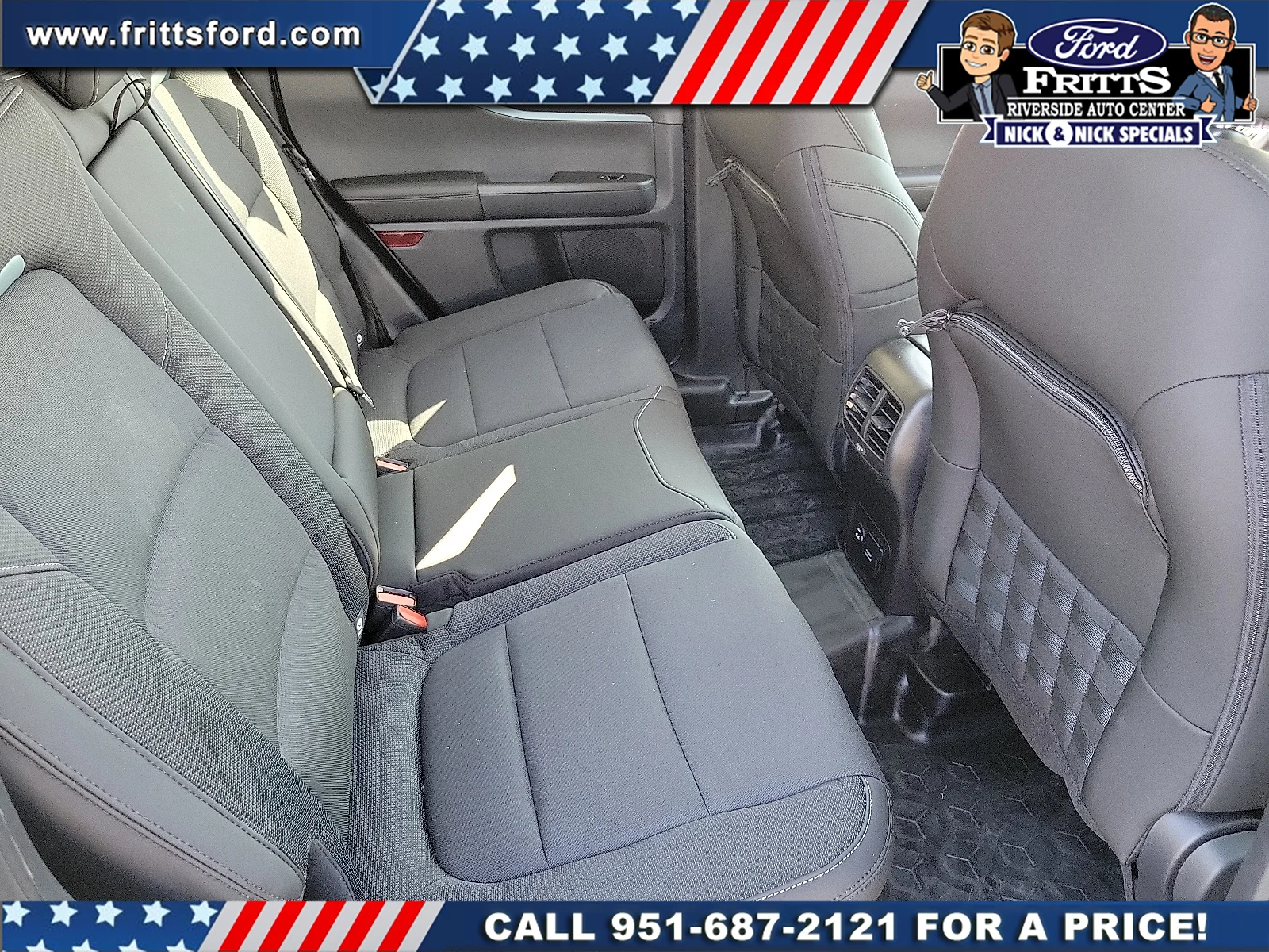 New 2024 Carbonized Grey Metallic Ford Badlands® image 19
