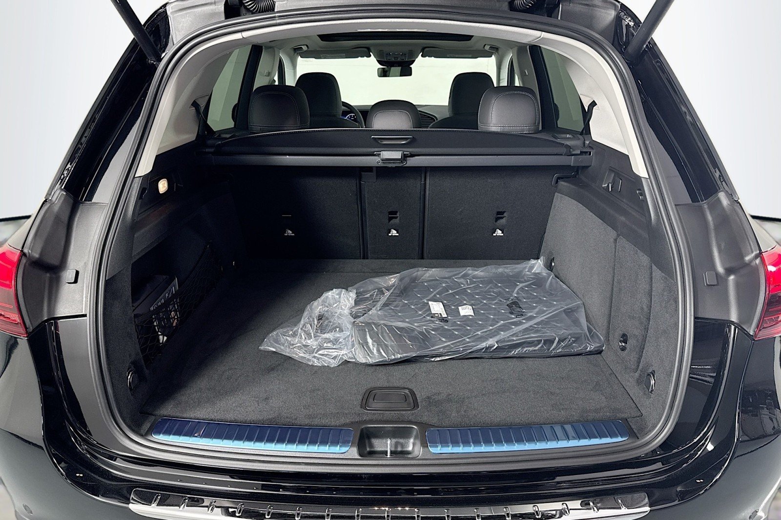 New 2026 Black Mercedes-Benz GLE 350 4MATIC® SUV image 22
