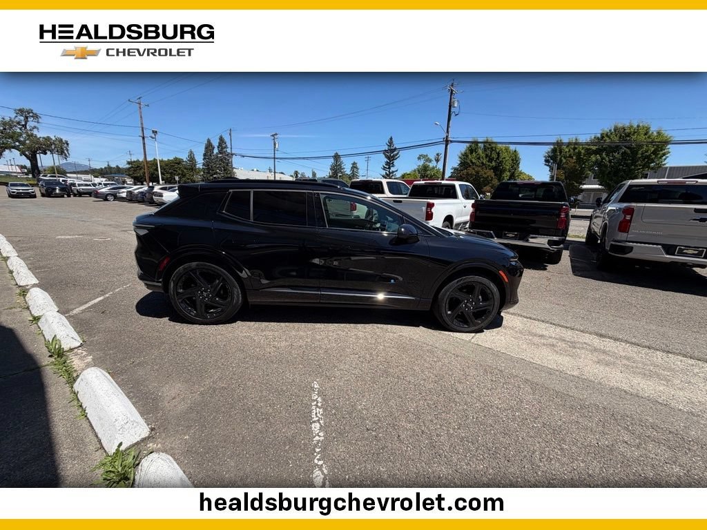 2026 Chevrolet Equinox EV RS - Photo 7