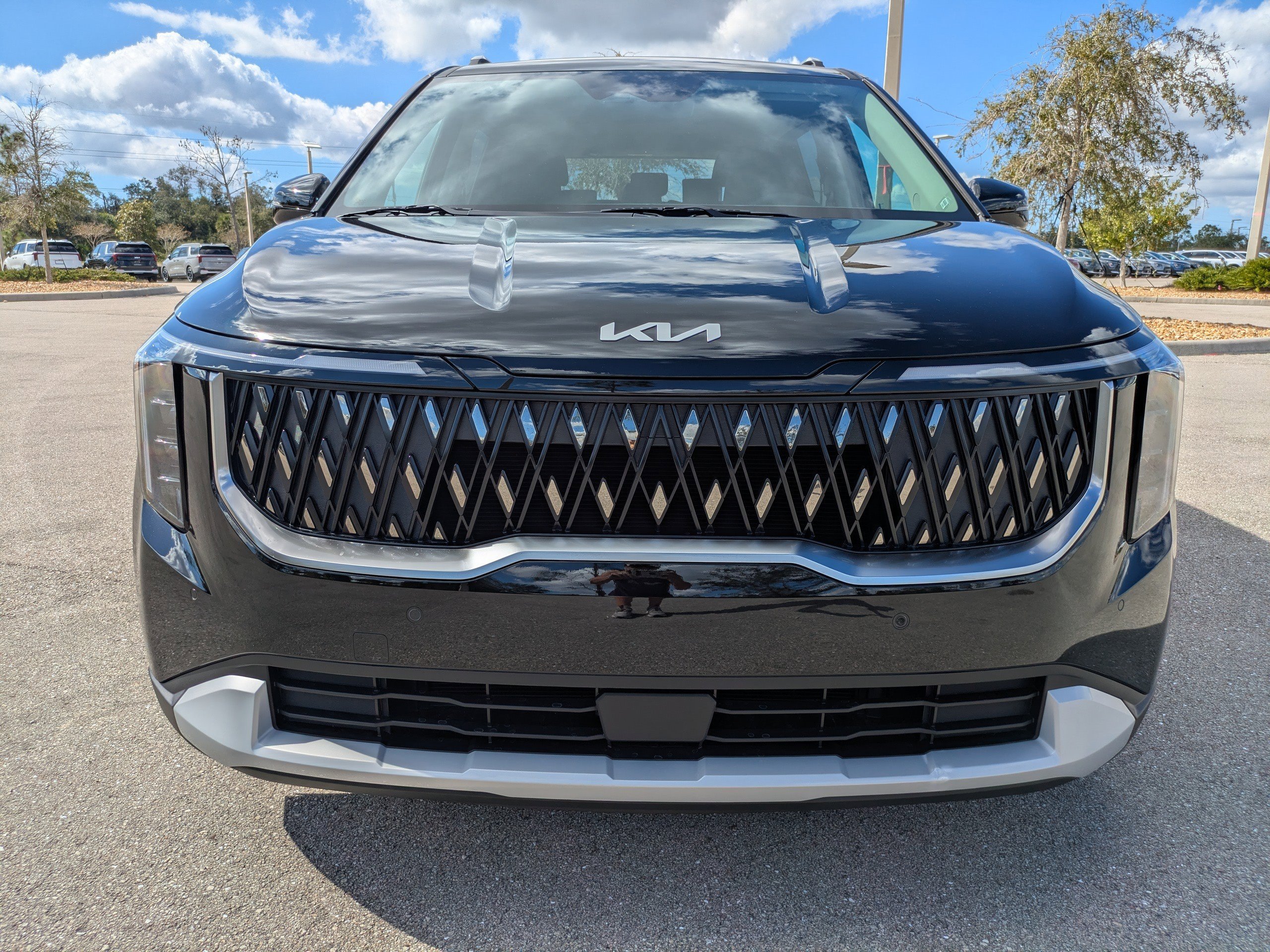 New 2026 Aurora Black Pearl Kia EX image 3