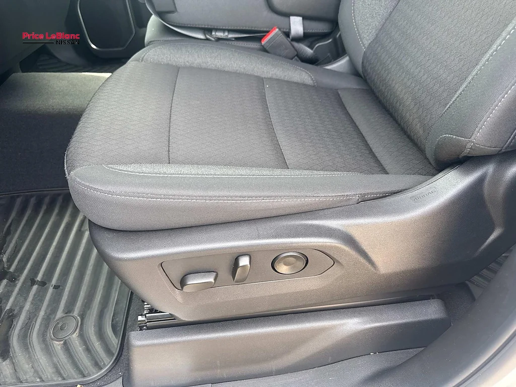 Used 2026 Summit White Chevrolet RST image 16